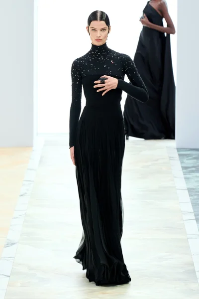 Look 19